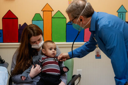 As Medicaid Shrinks Clinics for the Poor Are Trying to